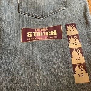Brand new with tags Gloria Vanderbilt jeans.